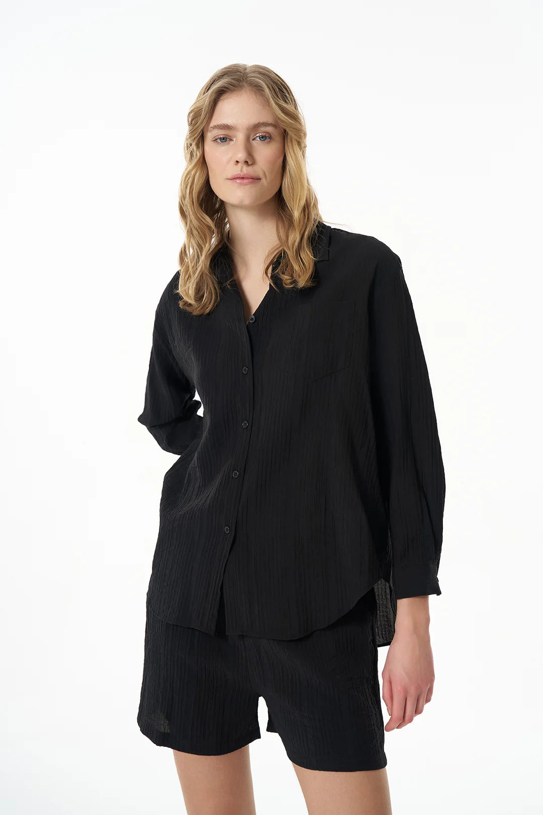 DOKULU CEPLİ OVERSİZE GÖMLEK