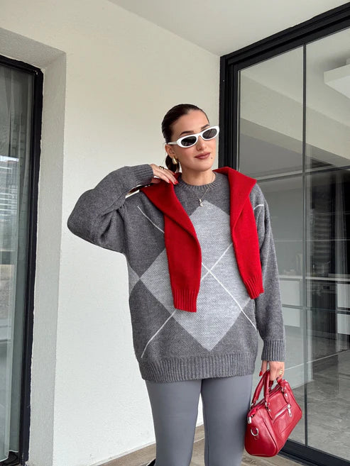 KLASİK BAKLAVA DESENLİ GRİ KAZAK