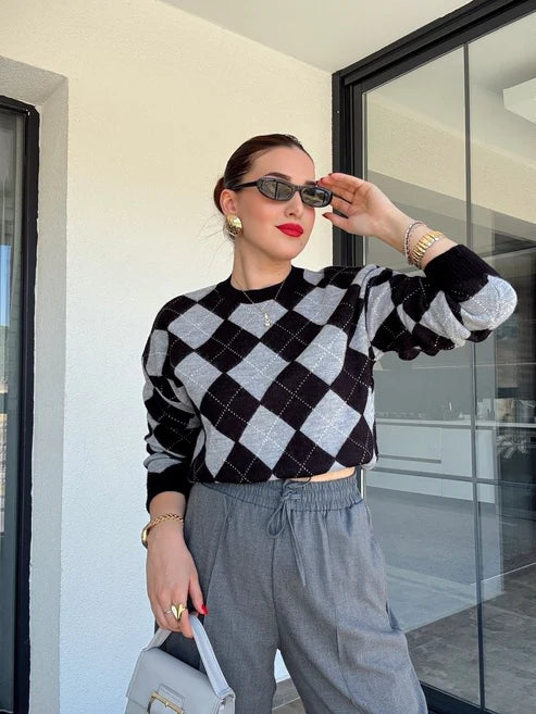 MİNİK BAKLAVA DESENLİ KAZAK