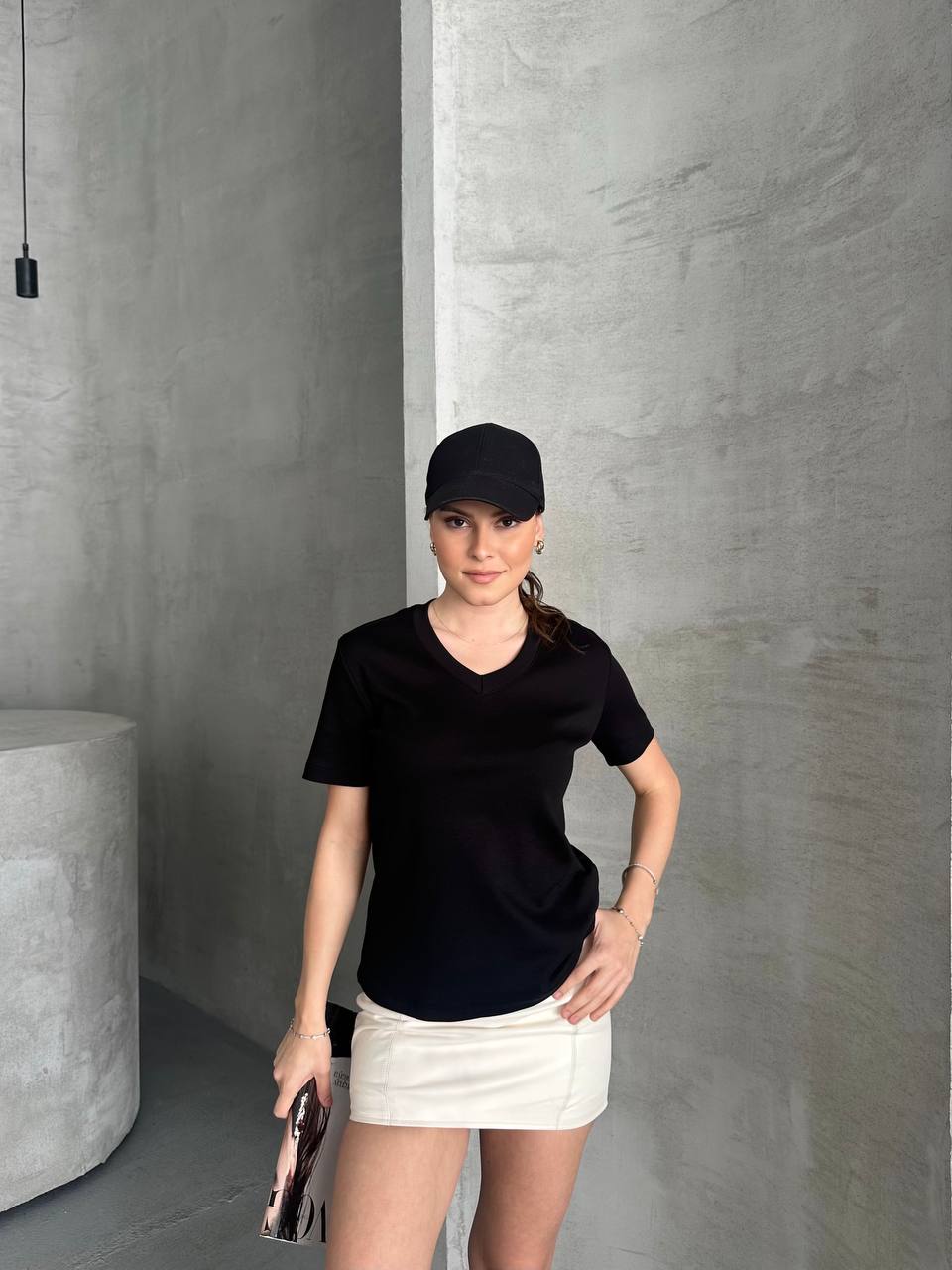 MASSIMO DUTTI V YAKA BASİC T-SHIRT