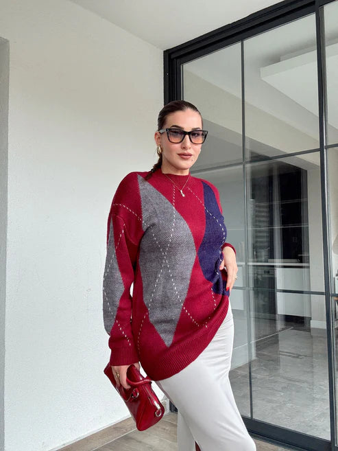 BEYAZ ŞERİT DETAYLI BAKLAVA DESEN BORDO KAZAK