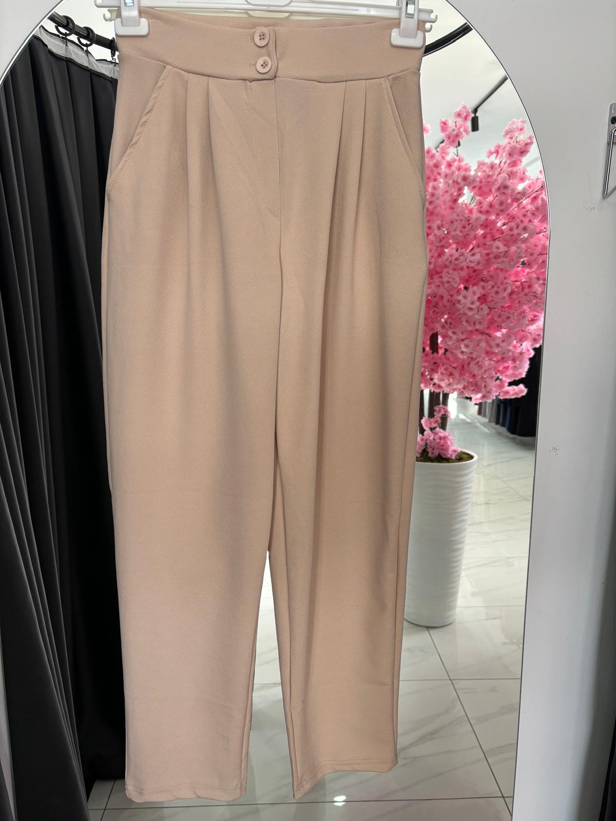 ÇİFT DÜĞMELİ HAVUÇ PANTOLON