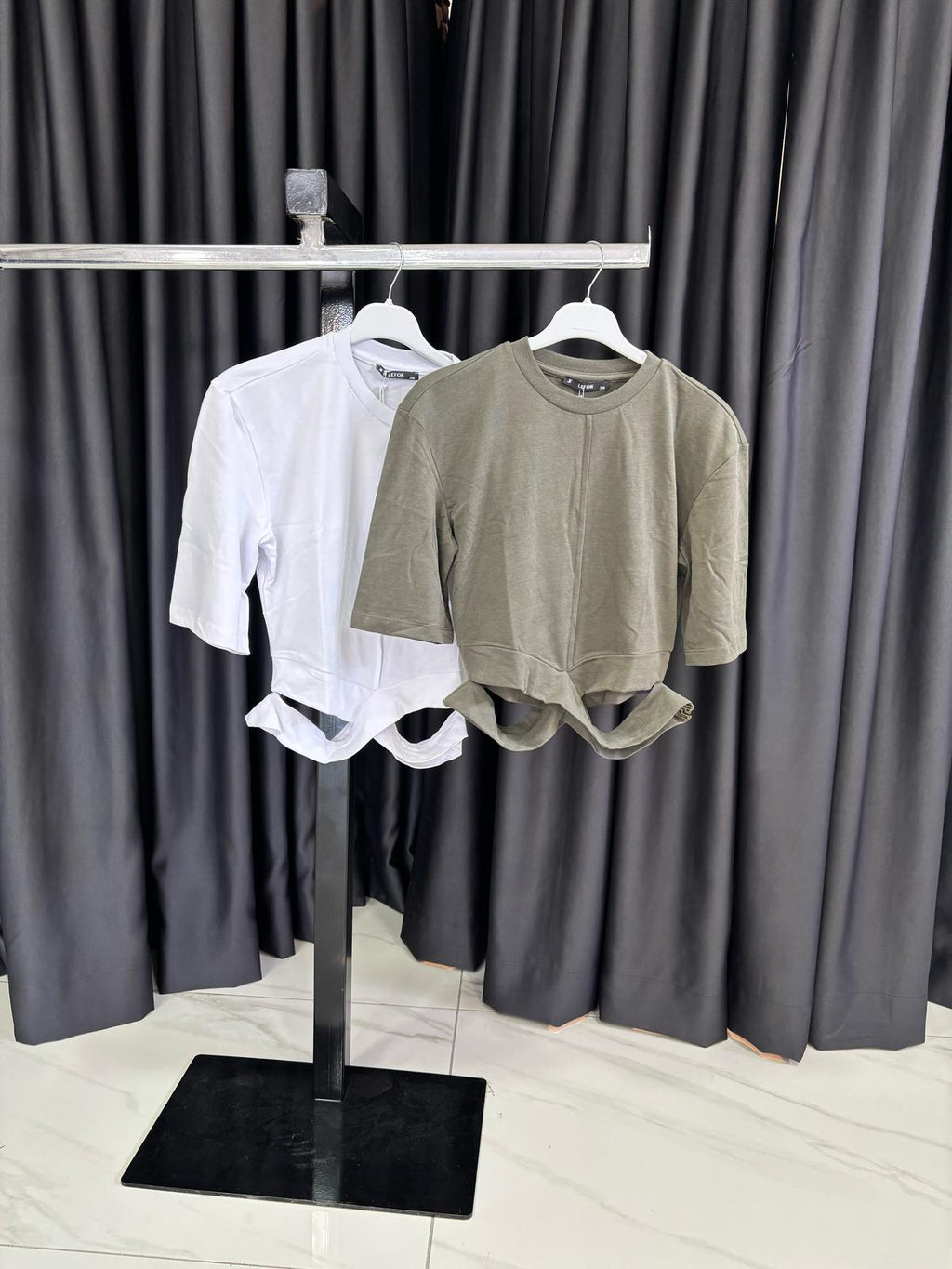 BAĞLAMA DETAYLI T-SHIRT