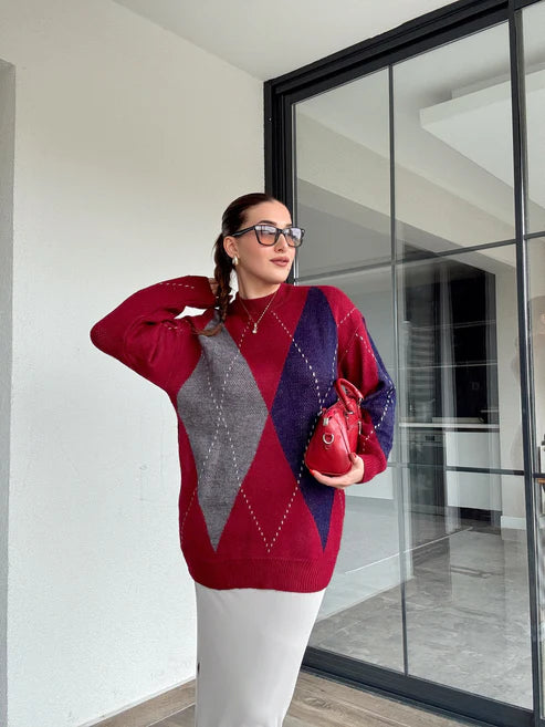 BEYAZ ŞERİT DETAYLI BAKLAVA DESEN BORDO KAZAK