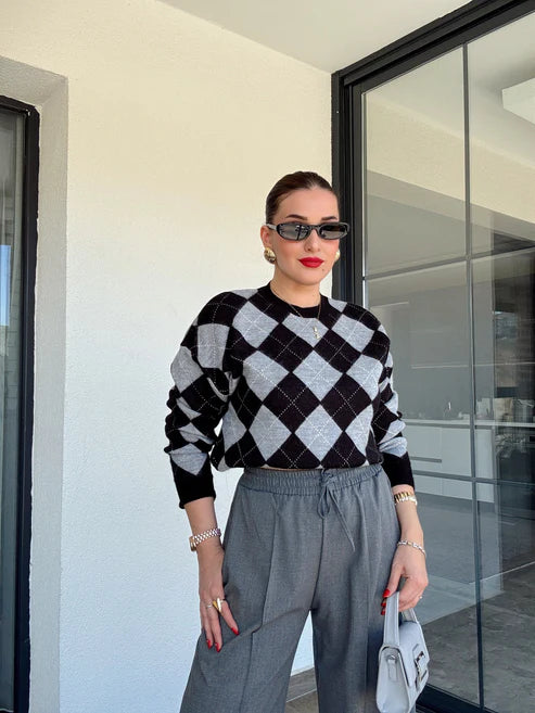 MİNİK BAKLAVA DESENLİ KAZAK