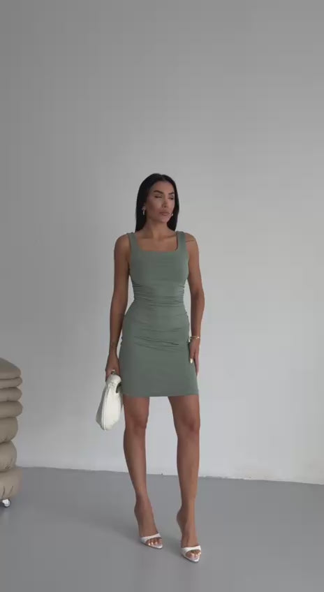 SANDY BÜZGÜLÜ ELBİSE